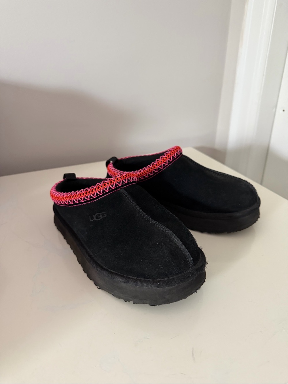 UGG Tasman Black Platform Suede Clog